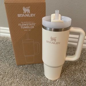 Stanley Flowstate 2.0 30oz Tumbler